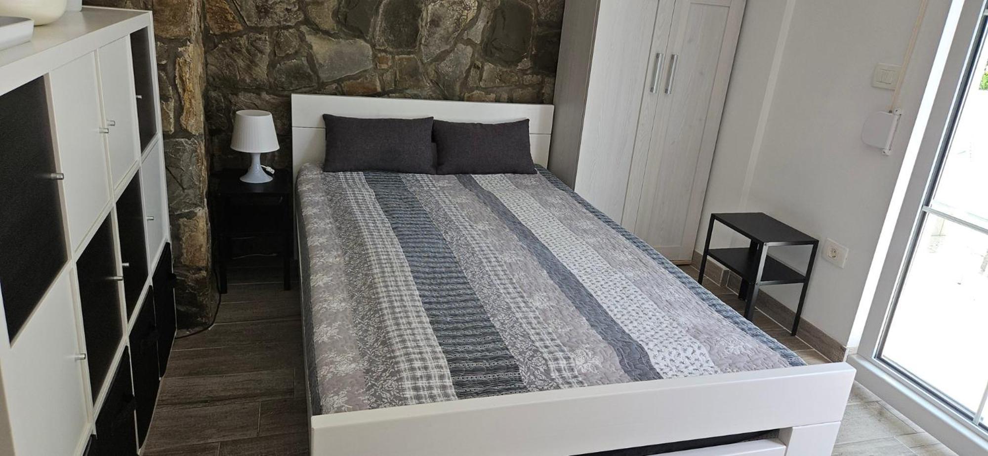 Apartments Laguna Gisela Изола Экстерьер фото